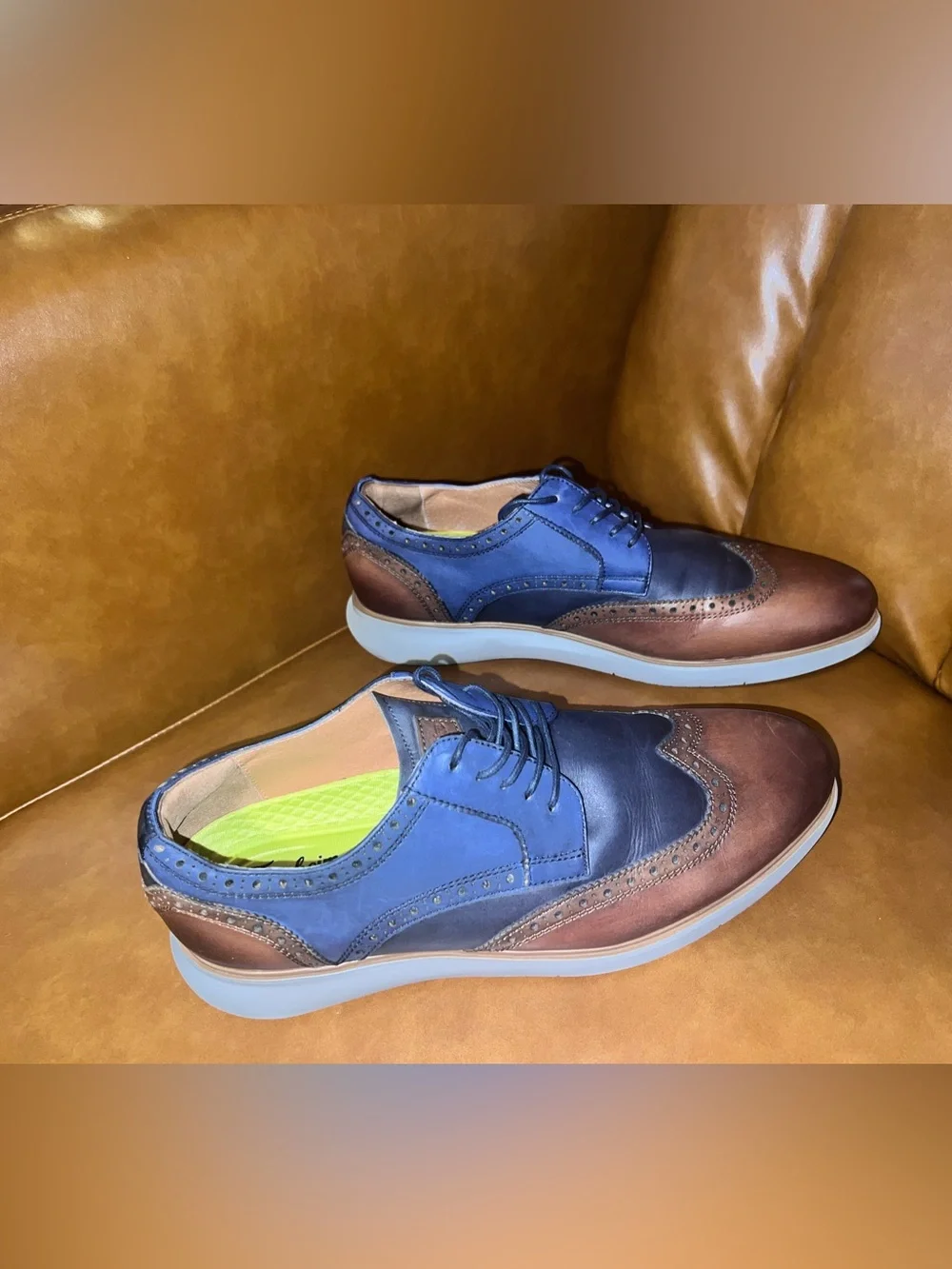 Florsheim Tan Brown & Navy Blue Colourblocked Leather Brogues men’s size 10.5W